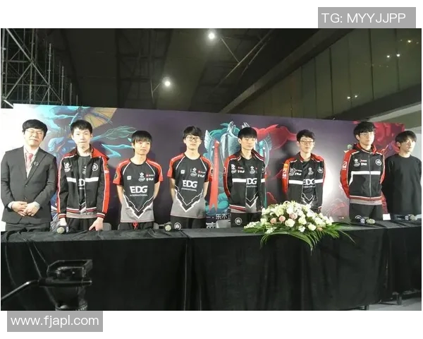 电竞比分分析聚焦EDG在CSGO比赛中的快速反应与战术执行 电竞比分分析聚焦EDG在CSGO比赛中的快速反应与战术执行